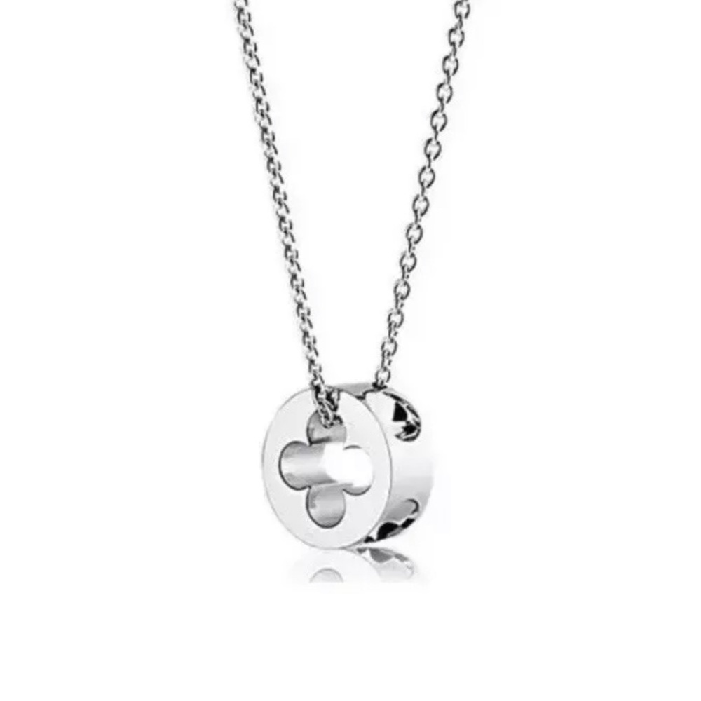 Louis Vuitton Empreinte pendant.